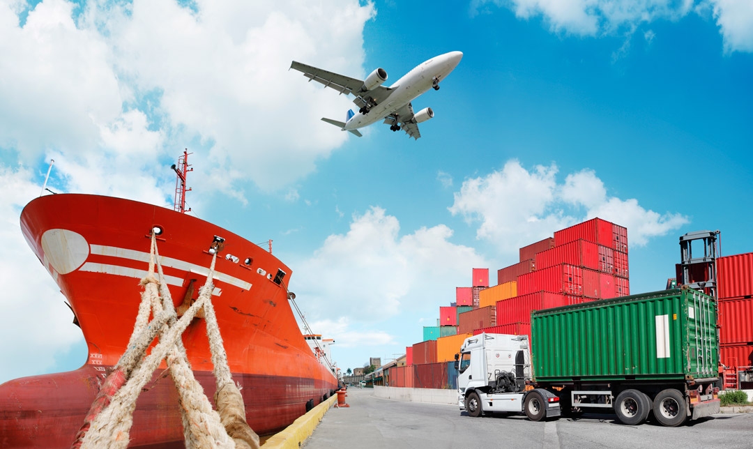 3.7-Logistics-Provider_stock-photo-18502035-global-transport-hr